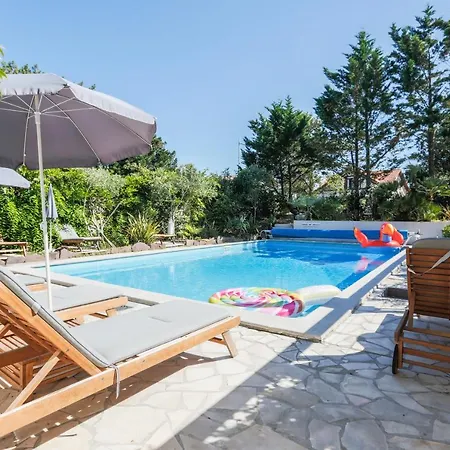 Ξενοδοχείο Aquitaine 3*